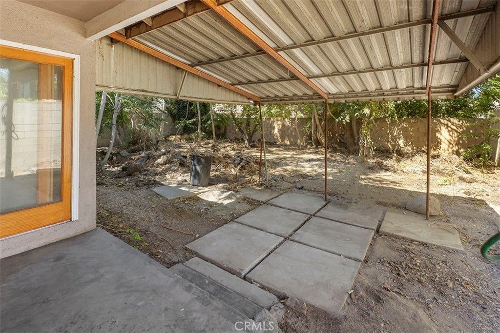 listing image 130725422447875864805