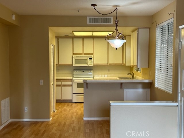 Rancho Veracruz (RV) - Residential Lease