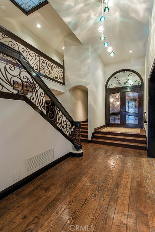 South Laguna Village (SLV) - Residential