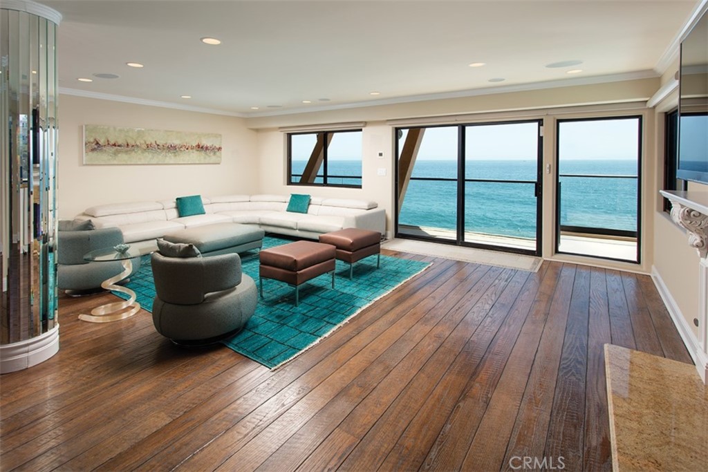 South Laguna Village (SLV) - Residential