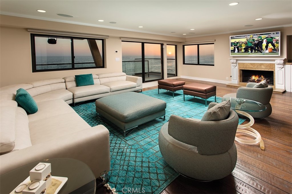 South Laguna Village (SLV) - Residential