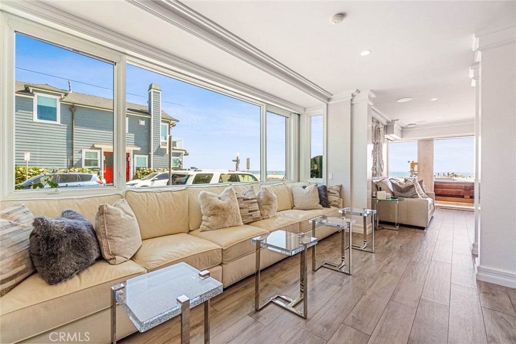 2800 W Oceanfront