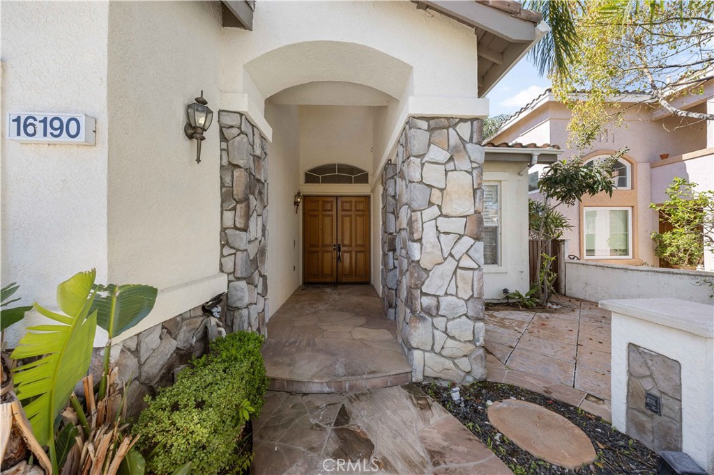 16190 Vermeer Drive