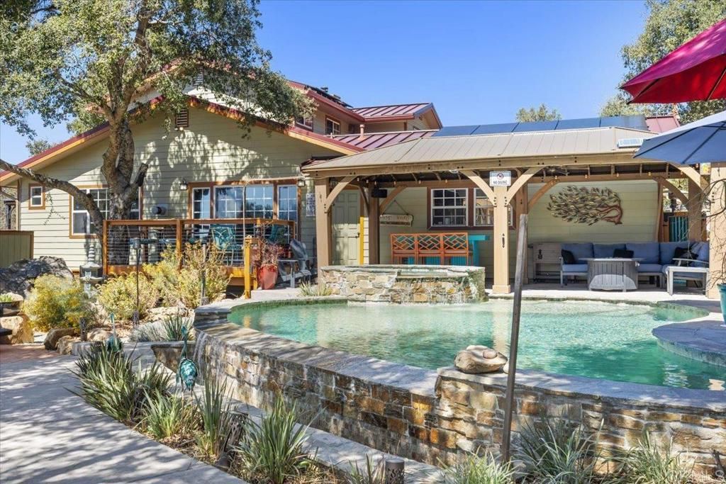 listing image 130729460149490451615