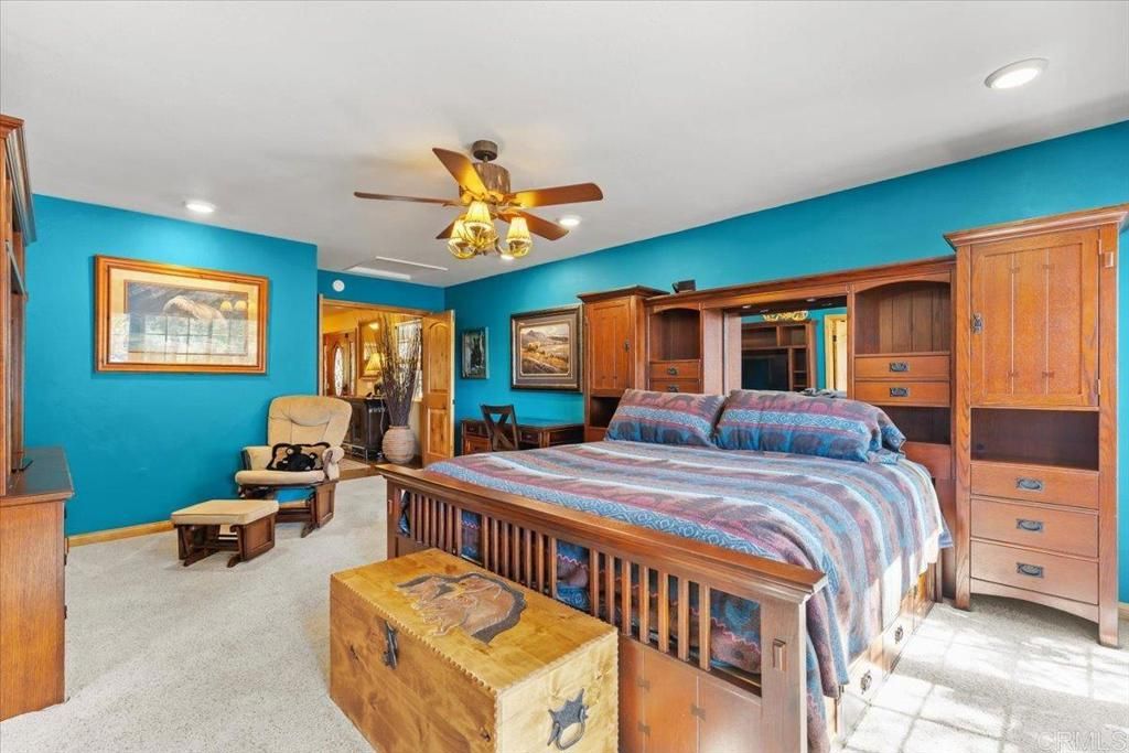 listing image 130724568651302191374