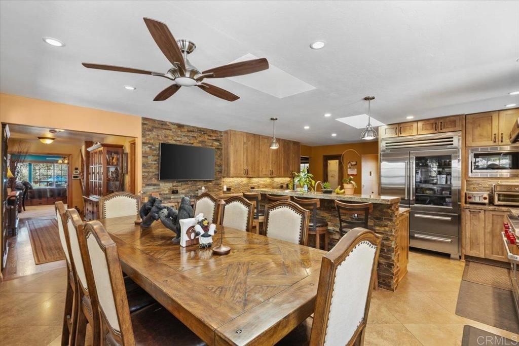 listing image 130727133711771218121