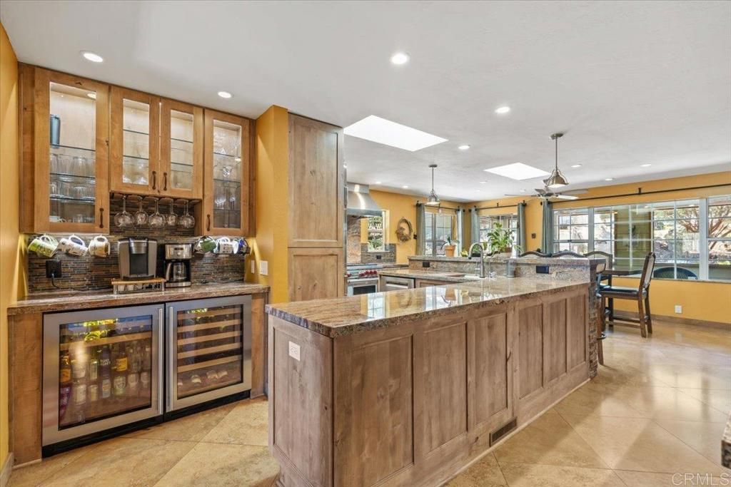 listing image 130723529172878741130