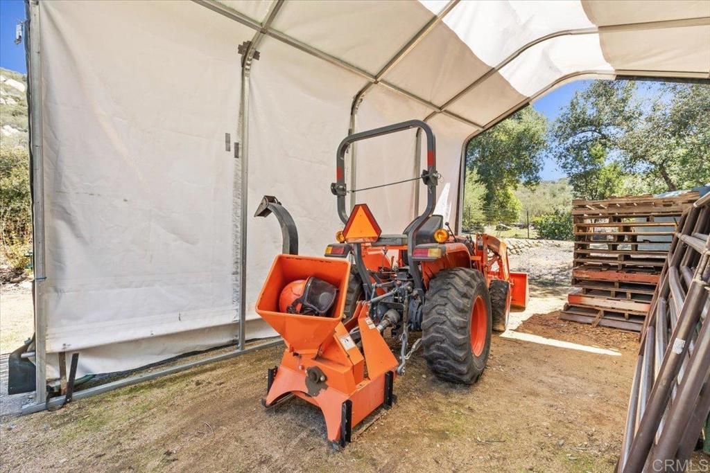 listing image 130723640860884728838