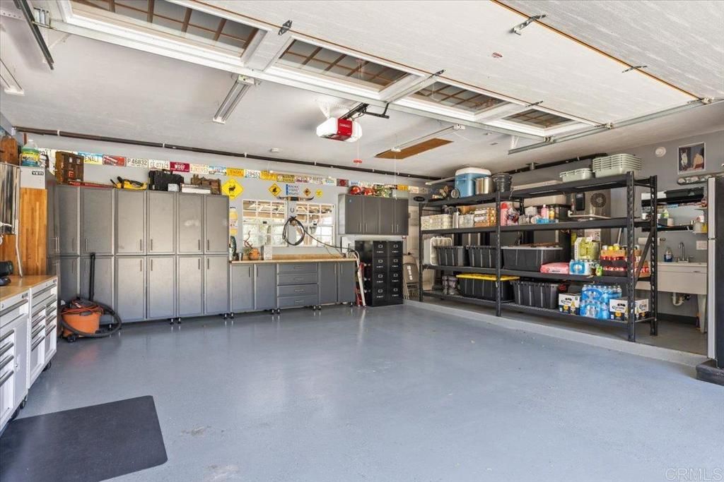 listing image 130726497649463664986