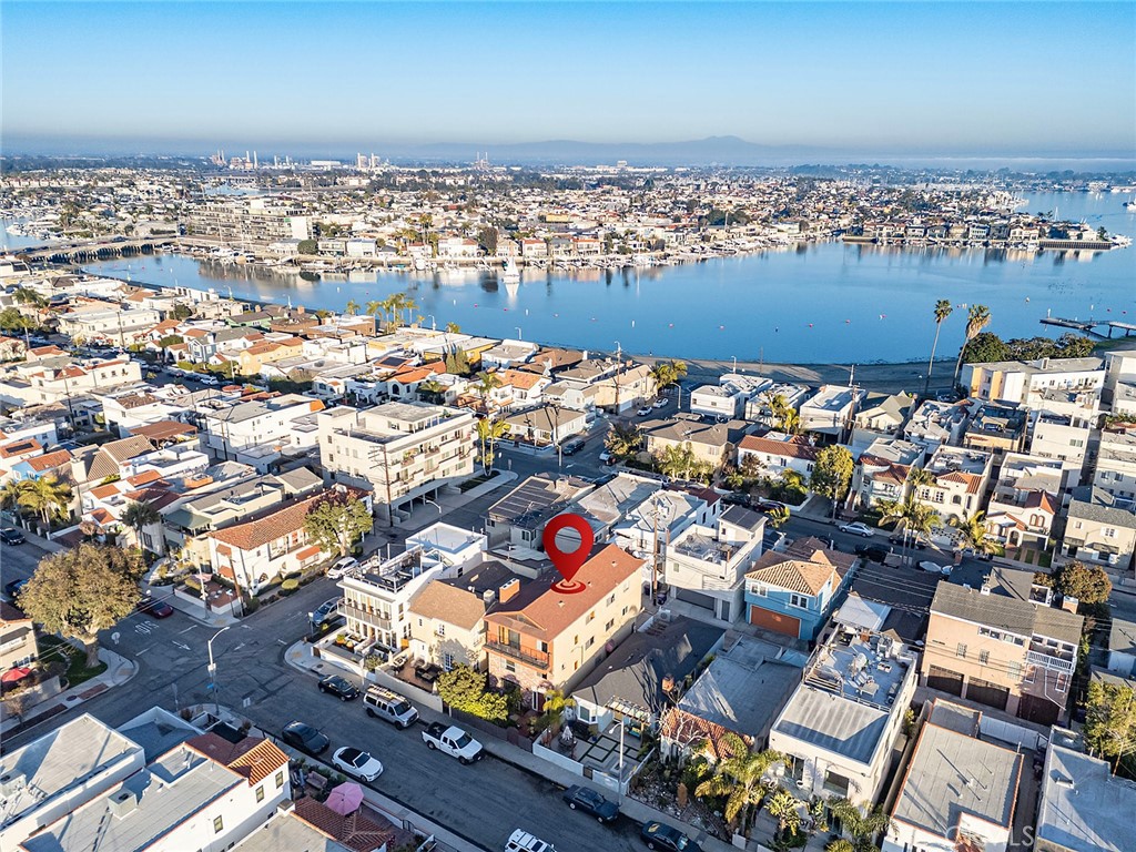 66 Santa Ana Avenue