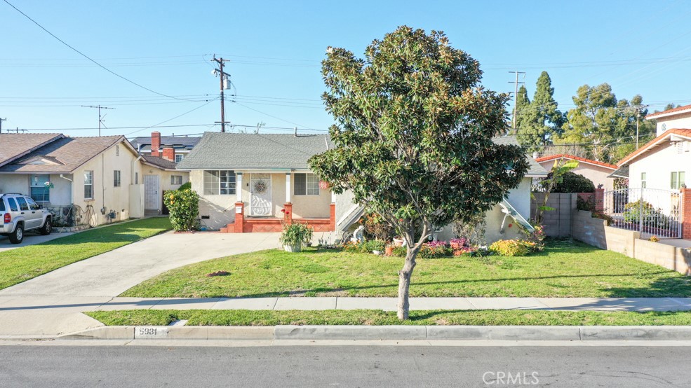 5981 Lemon Avenue