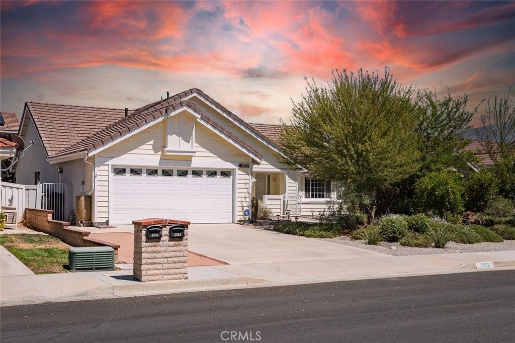 listing image 130720747413006769009