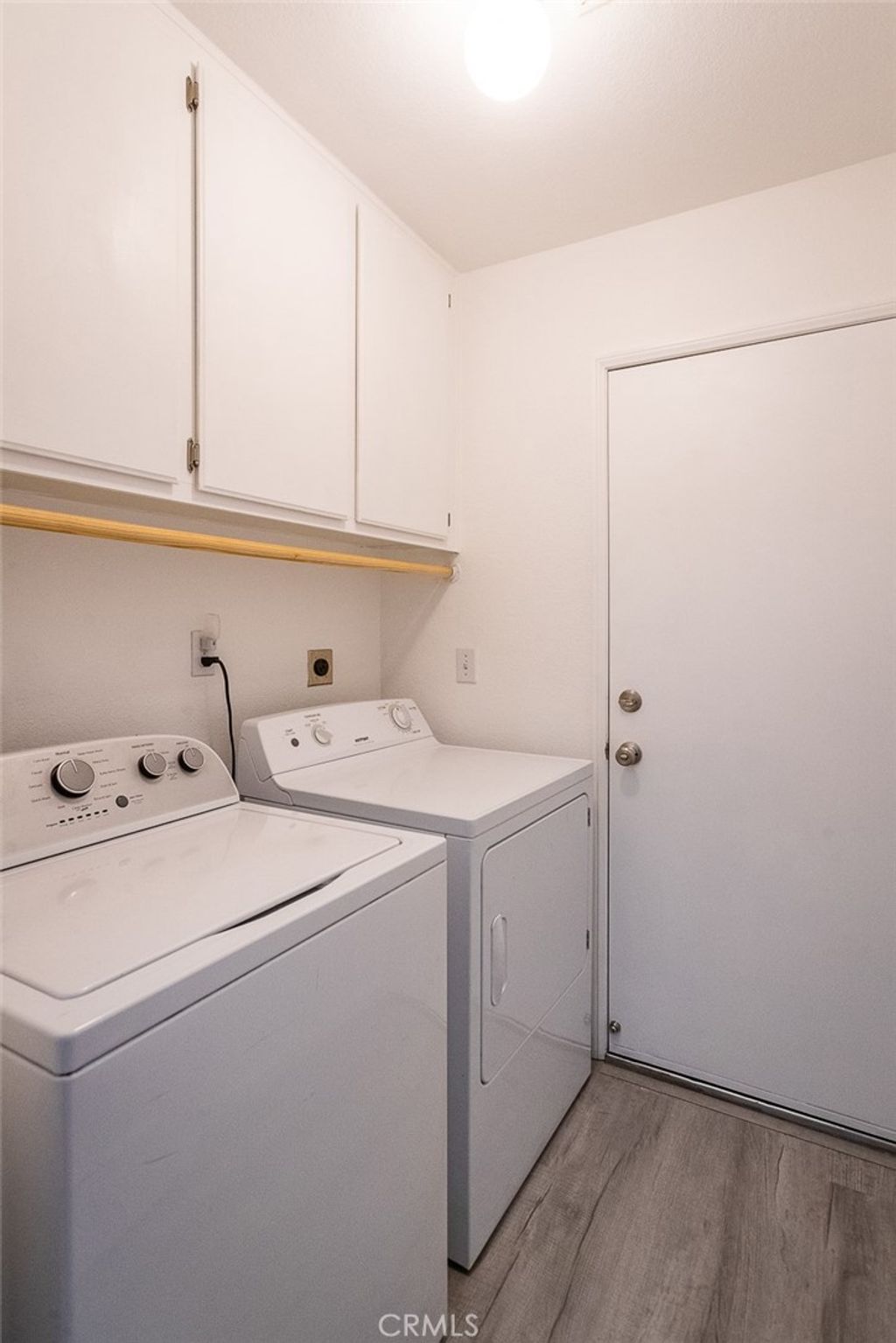listing image 130729904974574634483