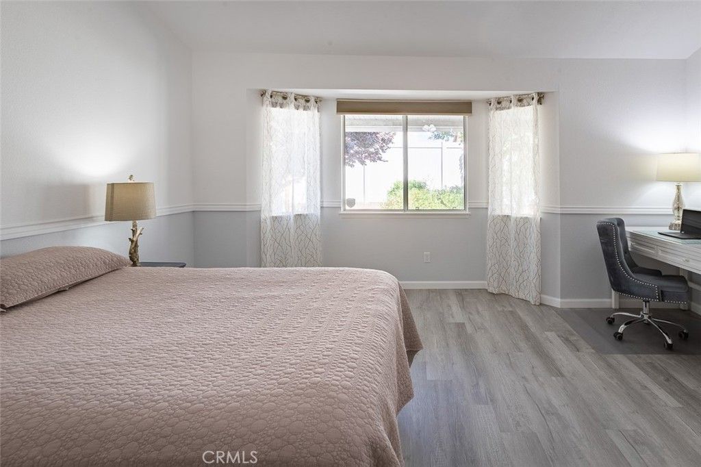 listing image 130725987735367421115