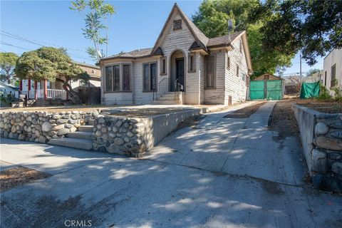 A home in Tujunga