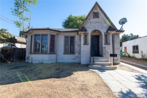 A home in Tujunga