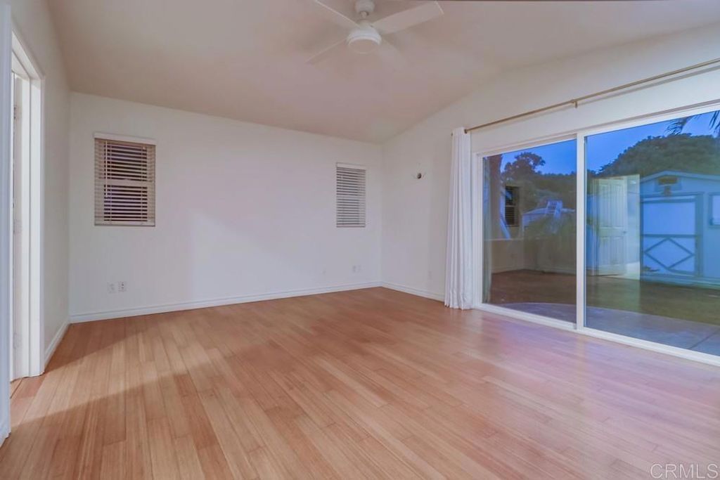 listing image 130726893615138446106