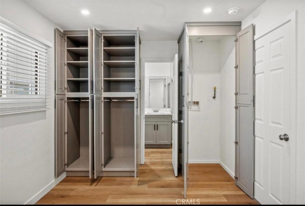 Downtown Area (DOWN) - Residential Income