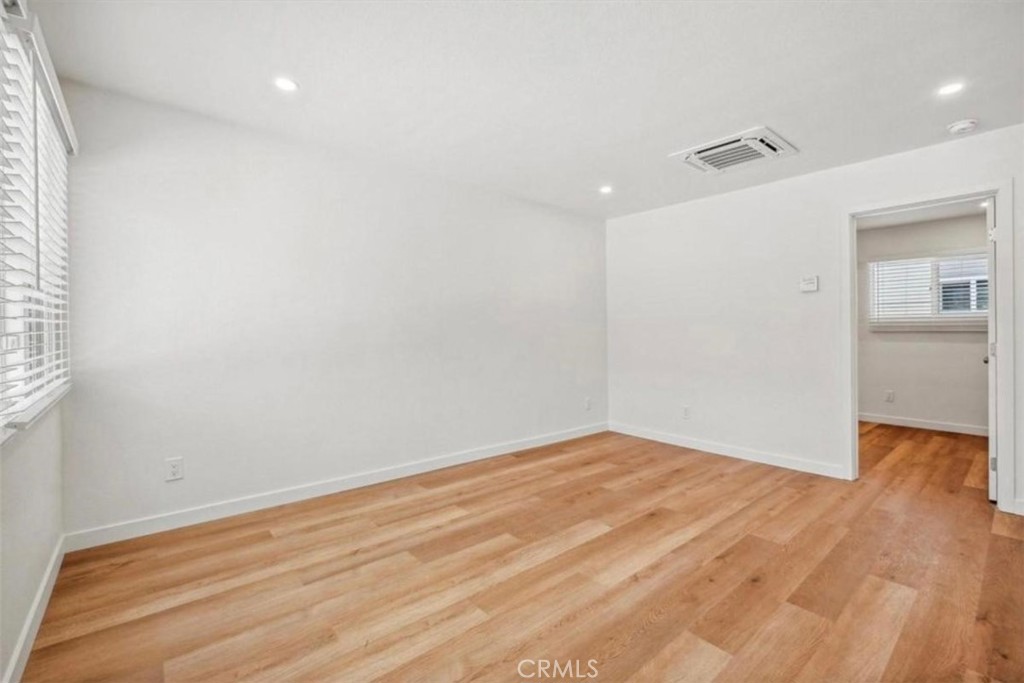 Downtown Area (DOWN) - Residential Income