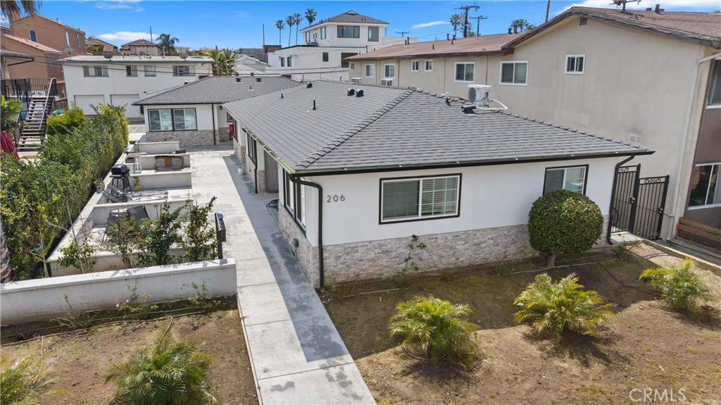 Downtown Area (DOWN) - Residential Income