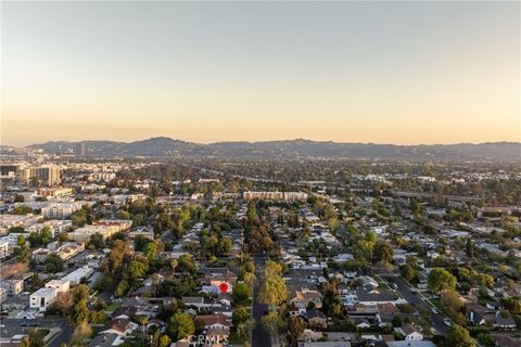 A home in North Hollywood