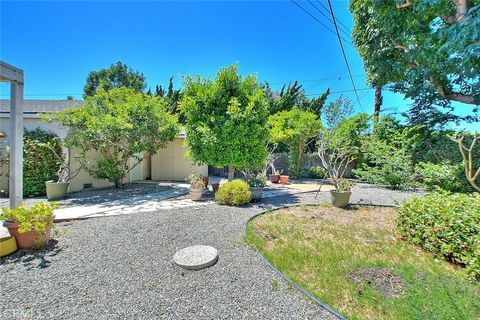 A home in Los Alamitos