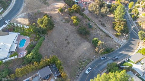 Photo of 16652 Calneva Drive, Encino, CA 91436 (MLS # BB25018499)