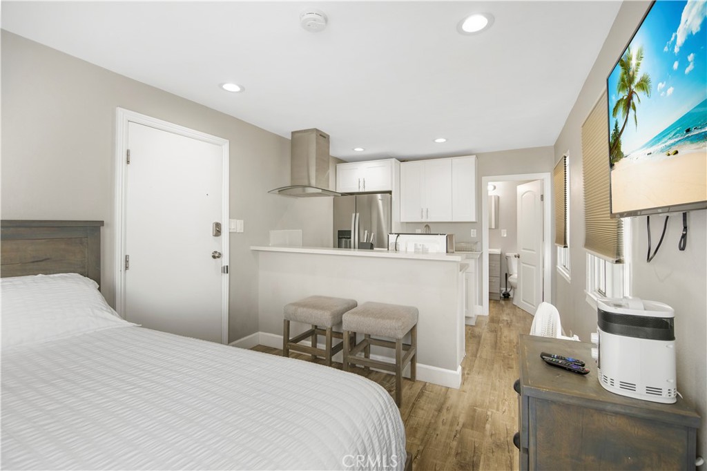 Balboa Peninsula (Residential) (BALP) - Residential Income