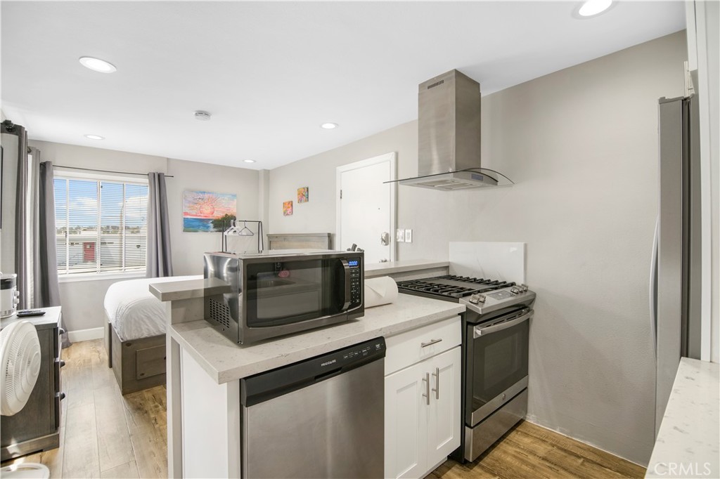 Balboa Peninsula (Residential) (BALP) - Residential Income