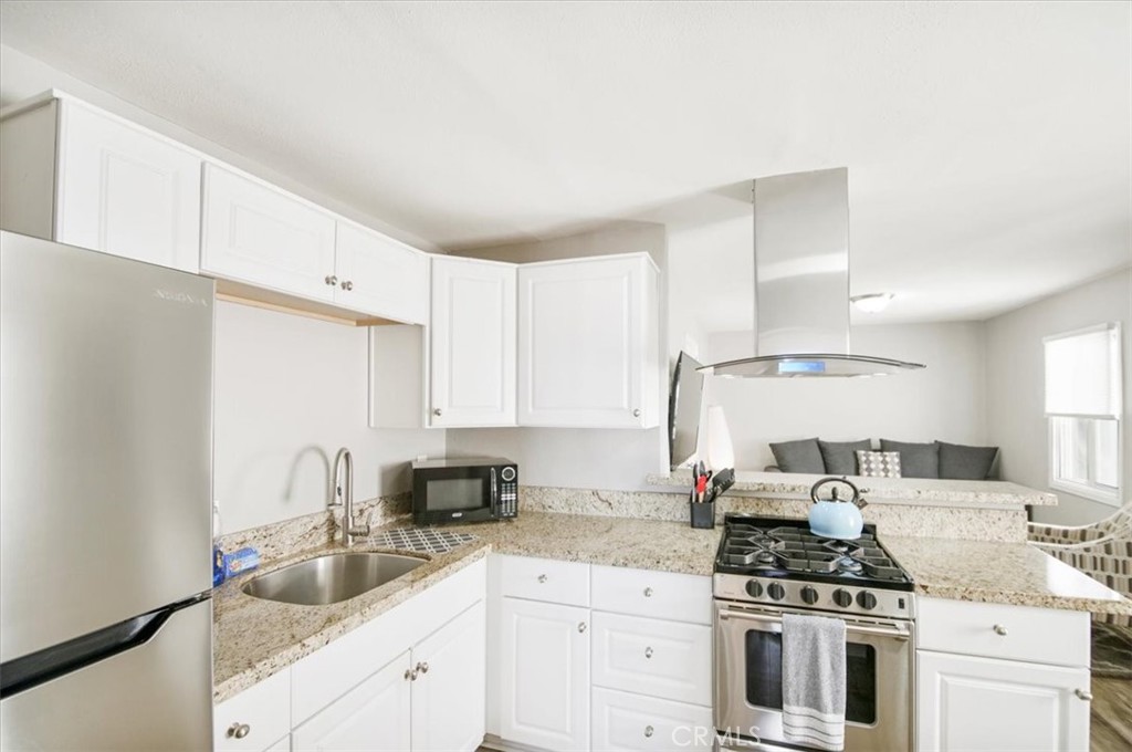 Balboa Peninsula (Residential) (BALP) - Residential Income