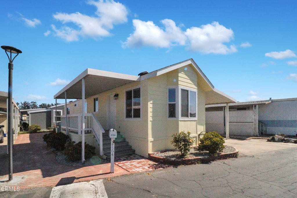 View Oxnard, CA 93033 mobile home