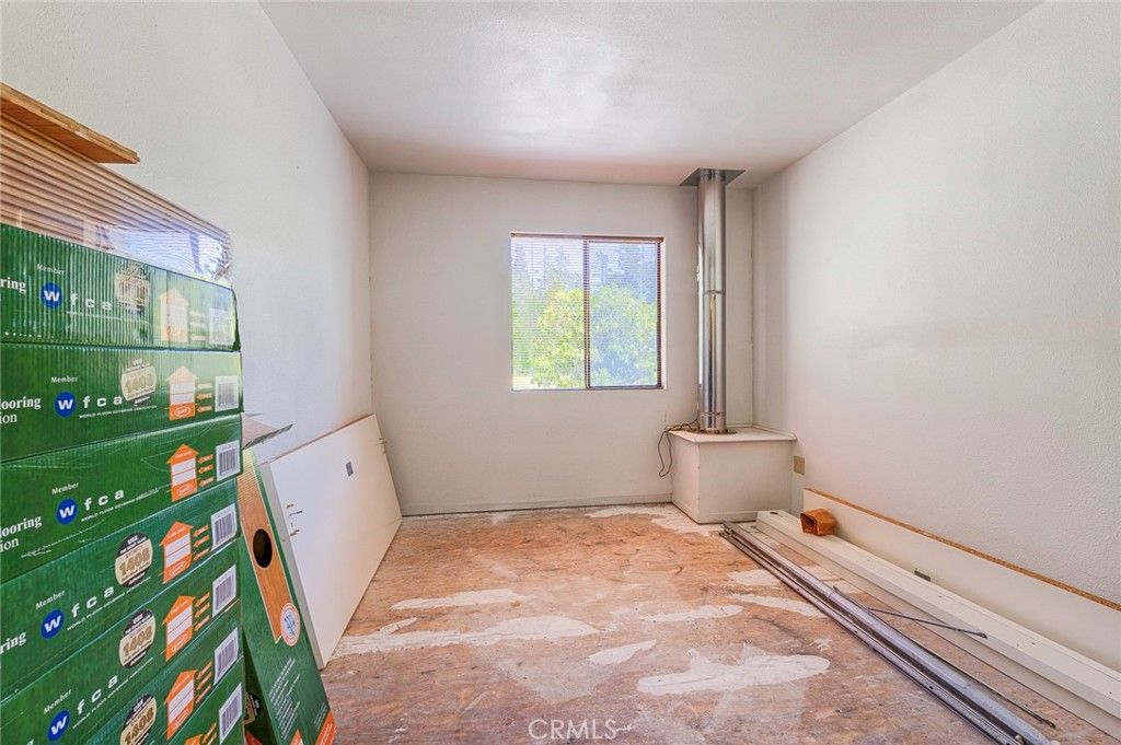 listing image 130725752669073956106