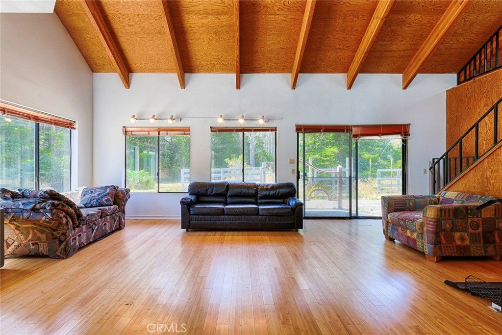 listing image 130722410816485135966