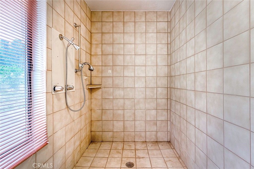 listing image 130725058160992278881