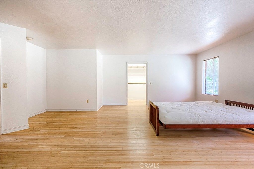 listing image 130720012704278292280