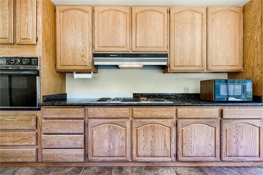 listing image 130729365417173163218