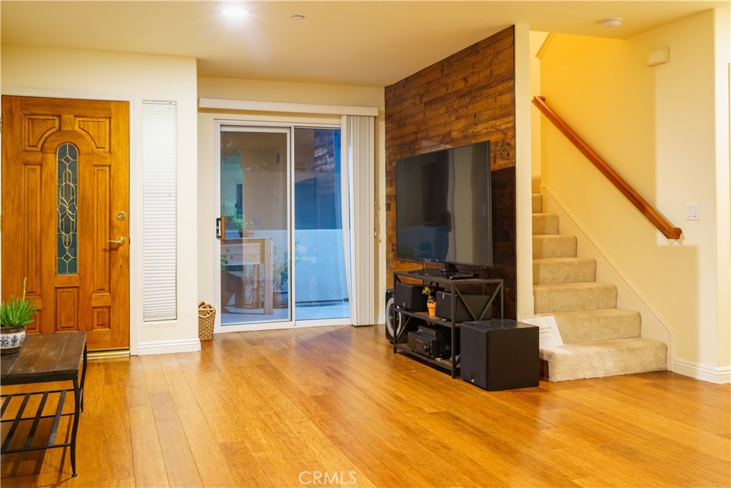 Photo 21 of 44 of 2064 Artesia Boulevard A townhome