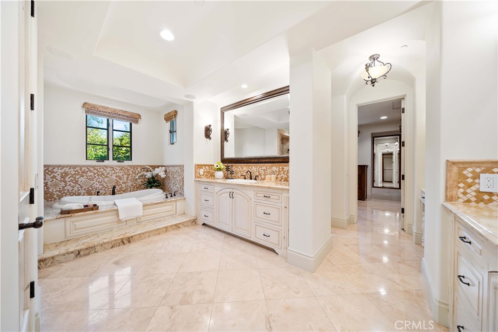 Shady Canyon Custom (SHDC) - Residential