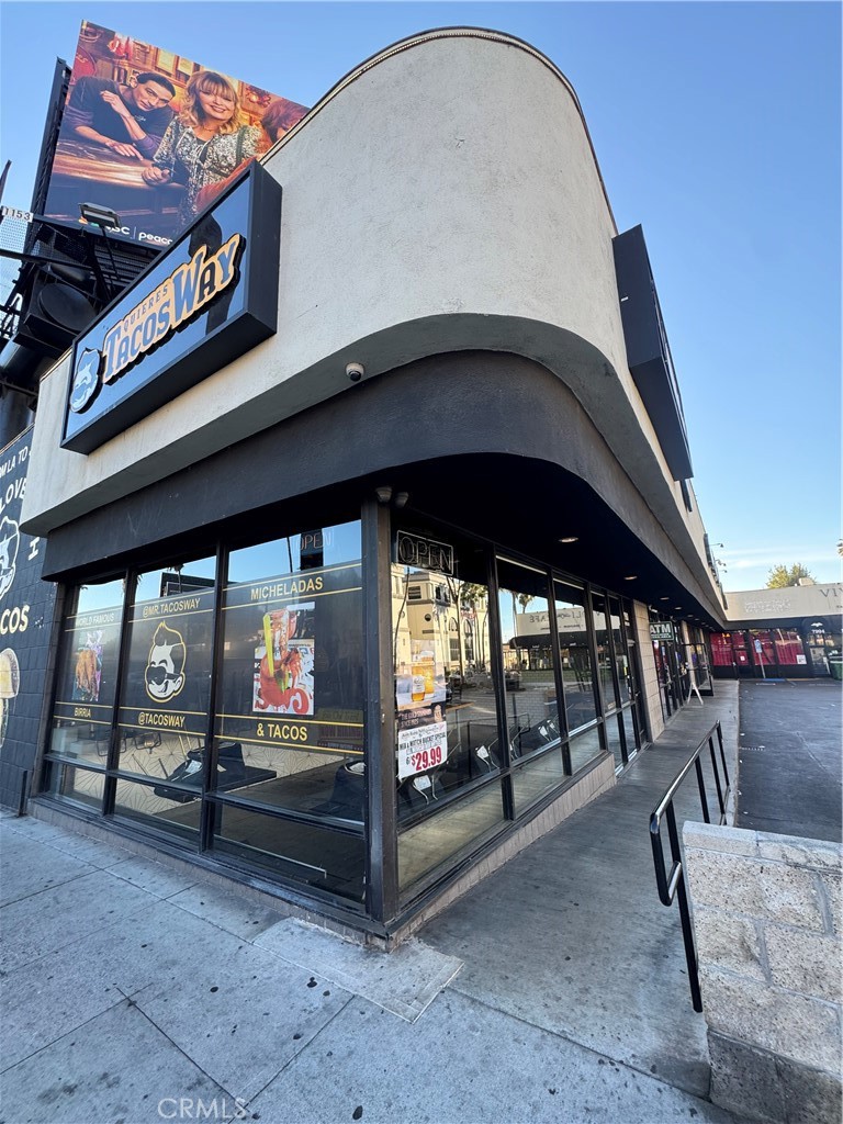 7980 sunset blvd