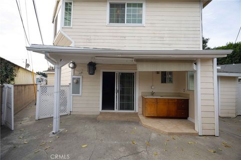 A home in El Monte