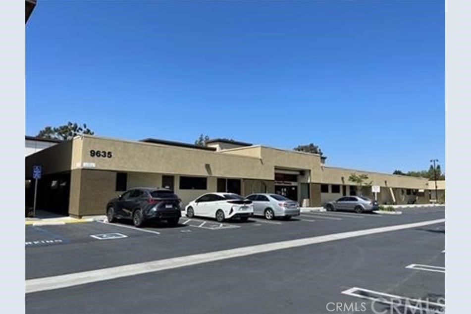 9635 Monte Vista Avenue 204