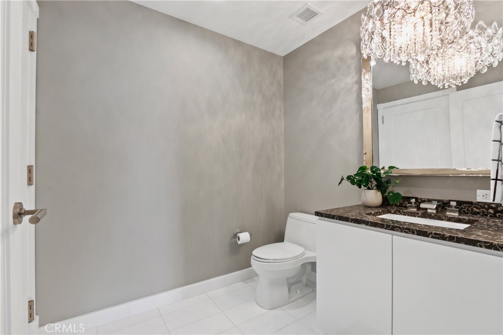 Properties 4 900 W Olympic Boulevard 42A