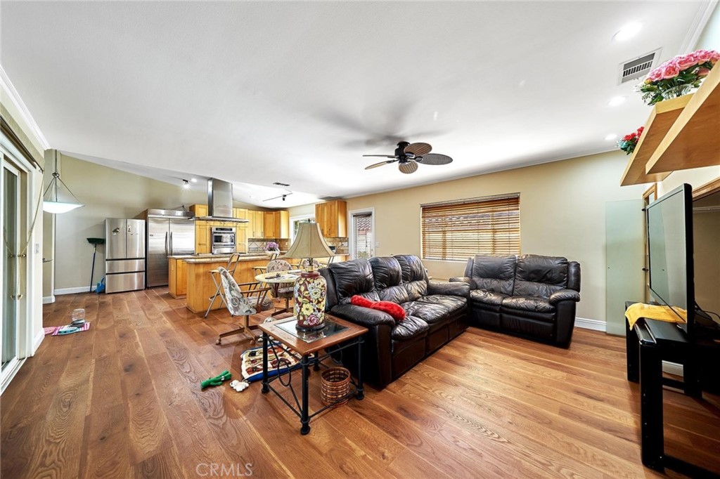 Photo 9 of 20 of 27636 Tarrasa Drive house