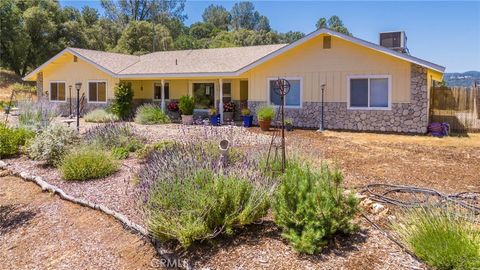 A home in Mariposa