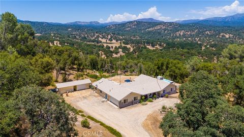 A home in Mariposa