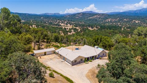 A home in Mariposa