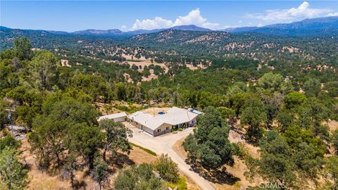 A home in Mariposa