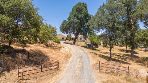 A home in Mariposa