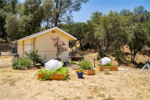 A home in Mariposa