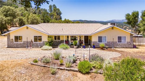 A home in Mariposa